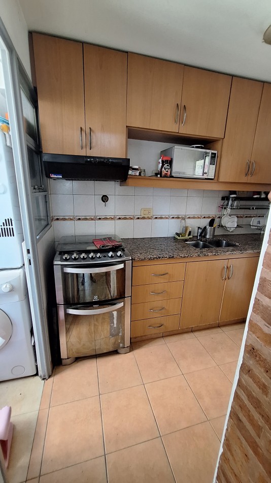 Departamento 4 Amb C/Cochera 4° Piso Lateral