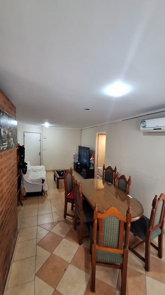 Departamento 4 Amb C/Cochera 4° Piso Lateral