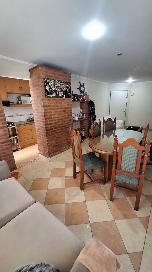 Departamento 4 Amb C/Cochera 4° Piso Lateral