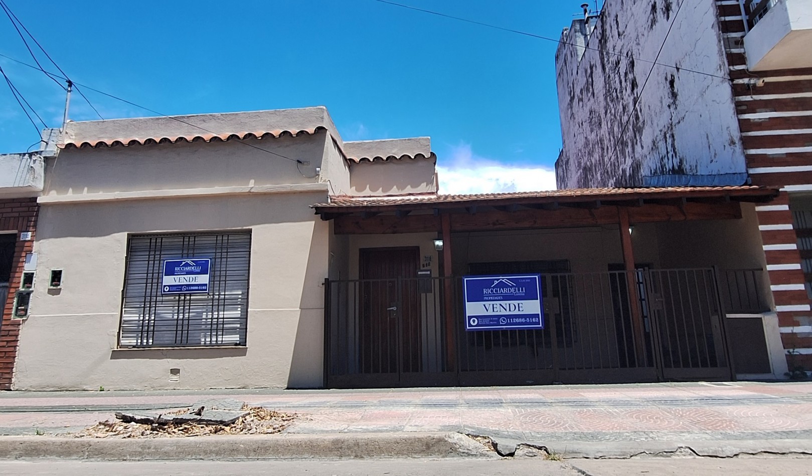 Venta Casa 4 Ambientes - Zona AGUSTINIANO