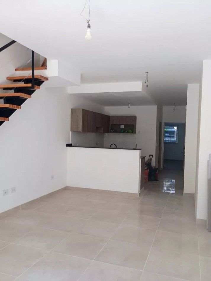 Venta Depto 4 Amb Tipo Duplex a Estrenar c/Cochera