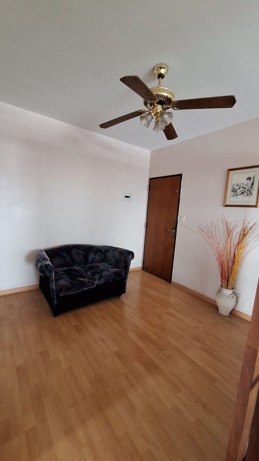 Venta Departamento 4 amb Al Frente